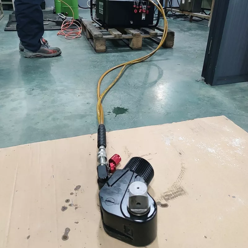 Hydraulic torque wrench under test
