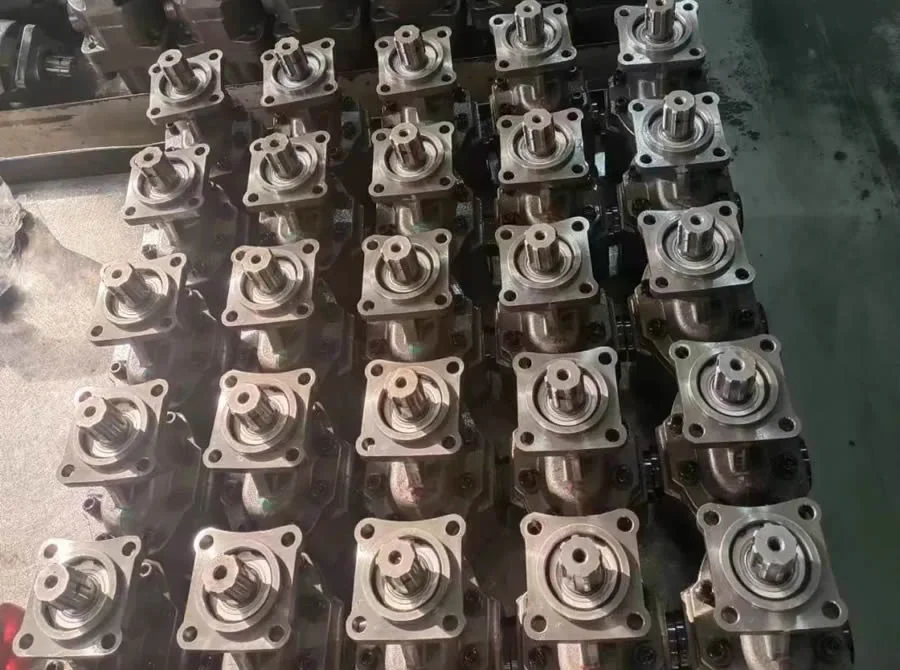 HYVA-hydraulic-gear-pump1.webp